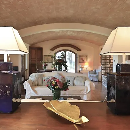 San Quirico Sleeps 8 Pool Wifi