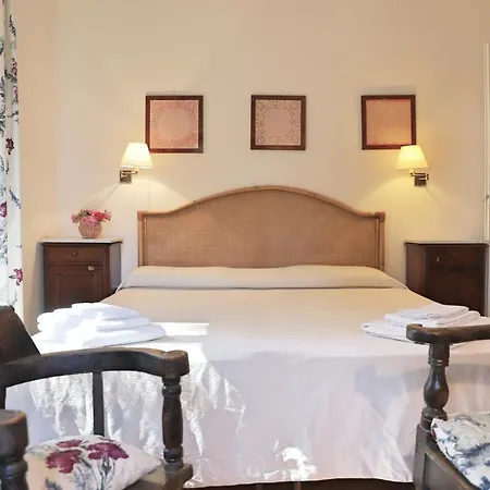 San Quirico Sleeps 8 Pool Wifi 别墅