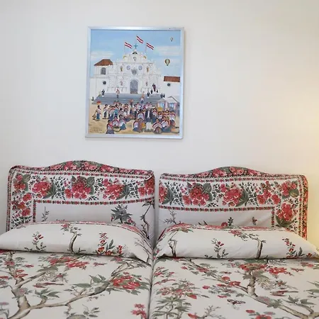 San Quirico Sleeps 8 Pool Wifi * Viceno