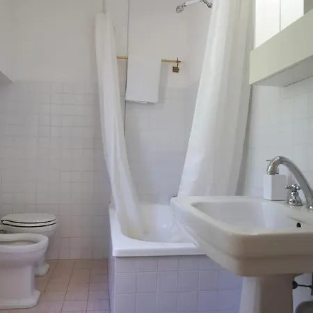 San Quirico Sleeps 8 Pool Wifi
