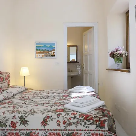 San Quirico Sleeps 8 Pool Wifi