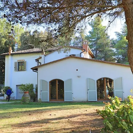 San Quirico Sleeps 8 Pool Wifi 别墅